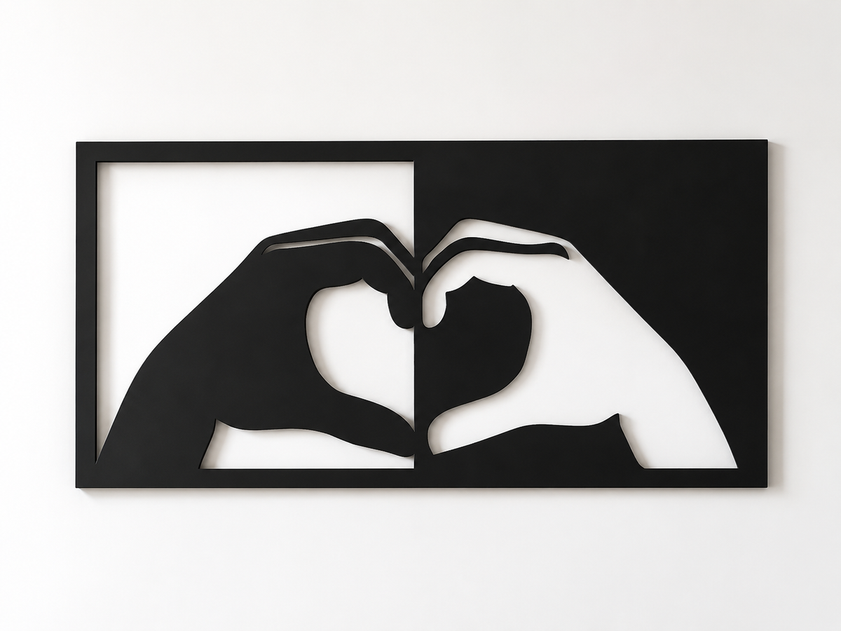 Décoration Murale Mains Cœur en Métal 75*39cm